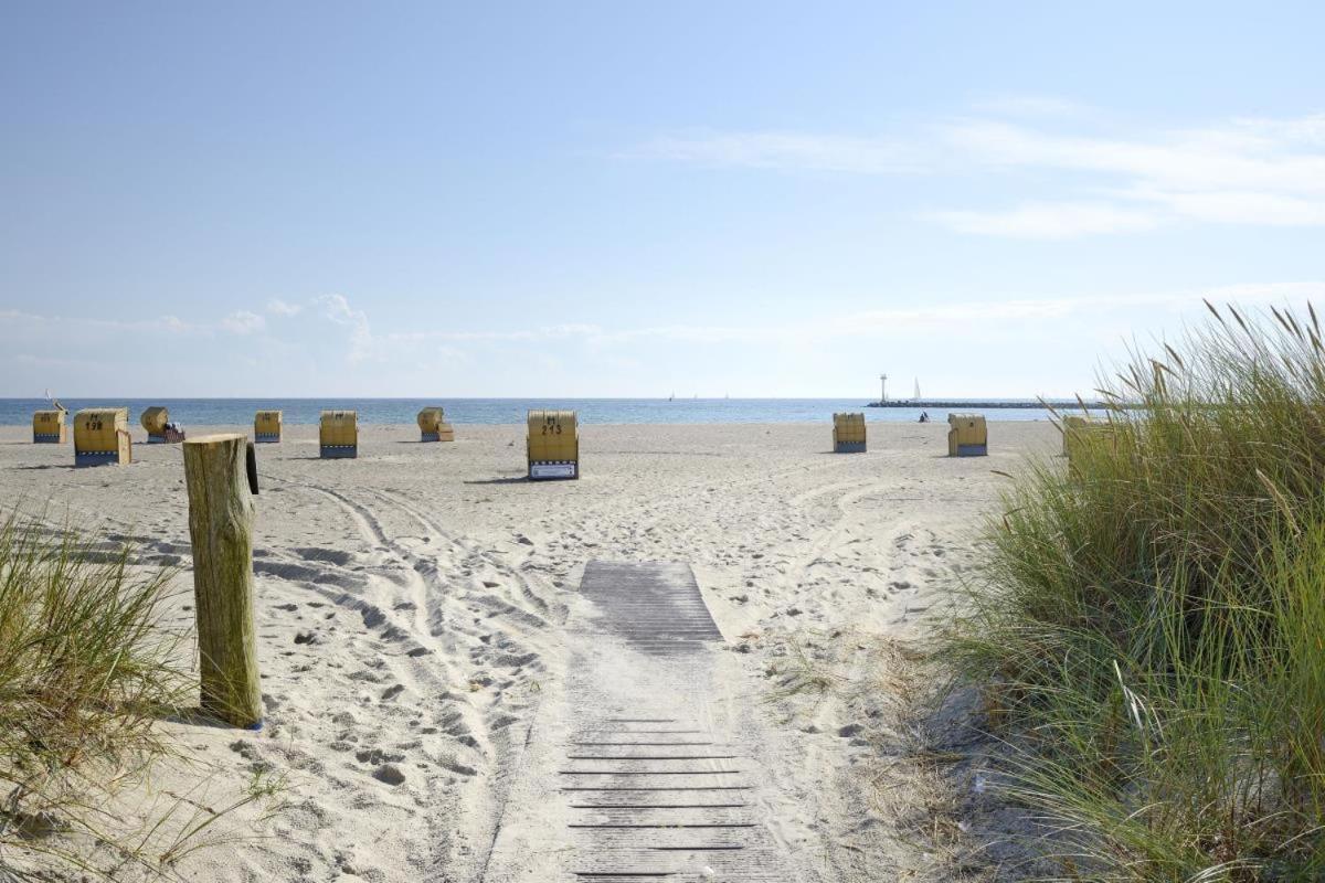 Ferienwohnung Stranddistel Am Suedstrand Fehmarn Exterior photo